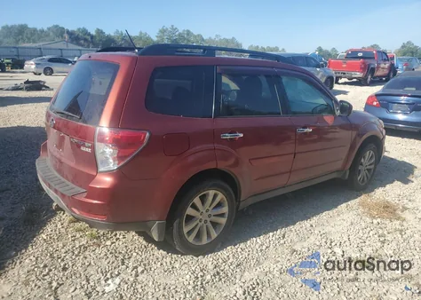 2012 Subaru Forester 2.5X Premium из США, поврежденный, VIN JF2SHADC6CG413050